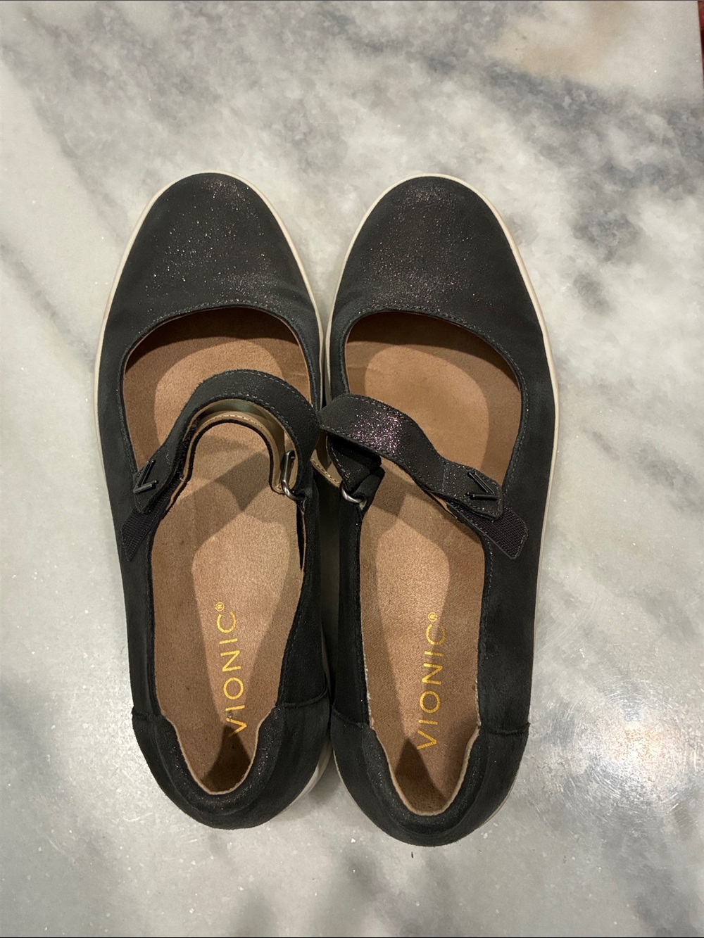 Vionic Uptown Mary Jane Flat with Hook and eye closure